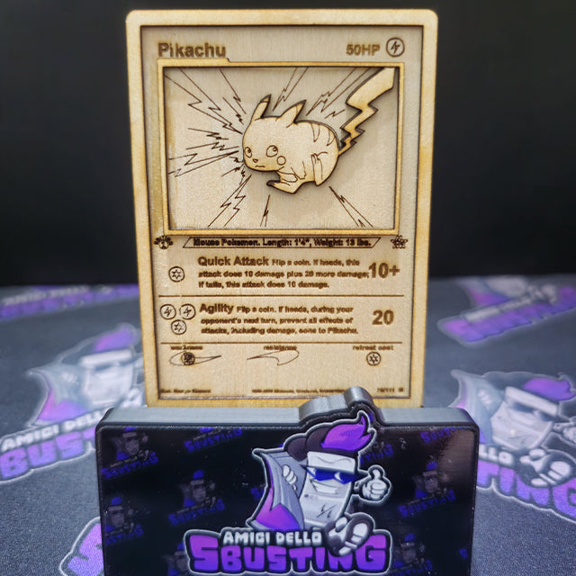 Carta Pokémon Multistrato in Legno - Pikachu
