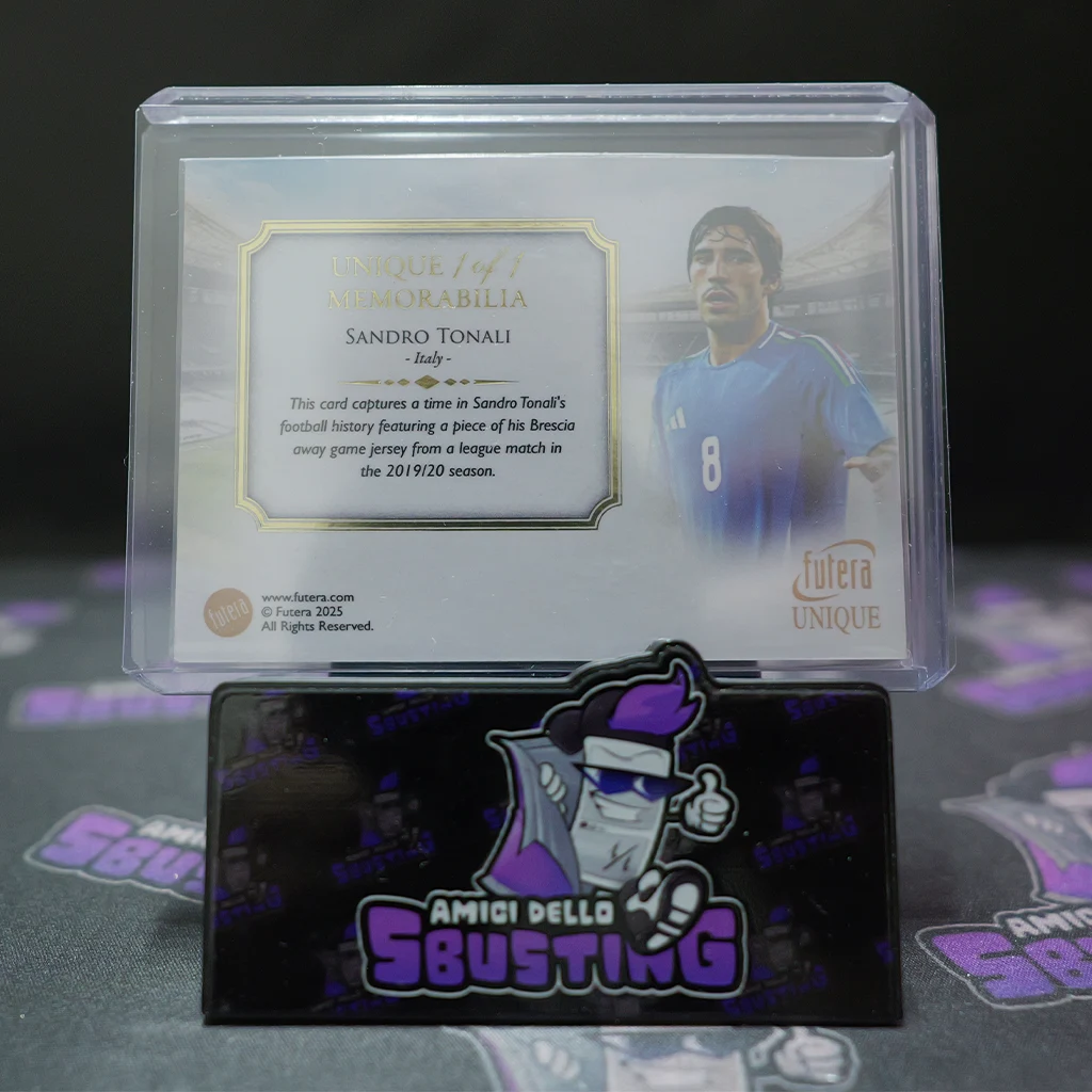 Sandro Tonali Gold Frame Memorabilia 1/1 - Futera Unique World Football 2025 Edition '21